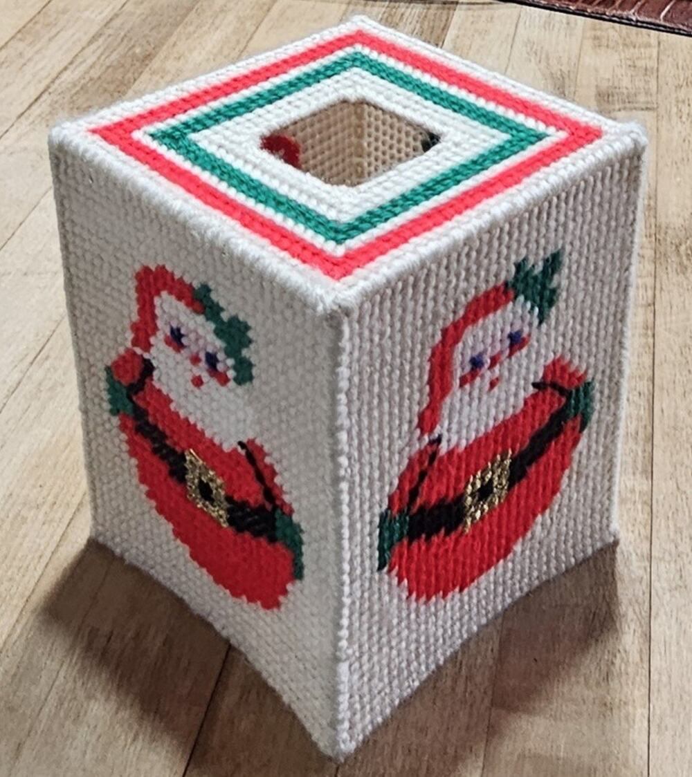 Handmade Plastic Canvas Tissue Box Cover Christmas Santa Vintage Cottage Core